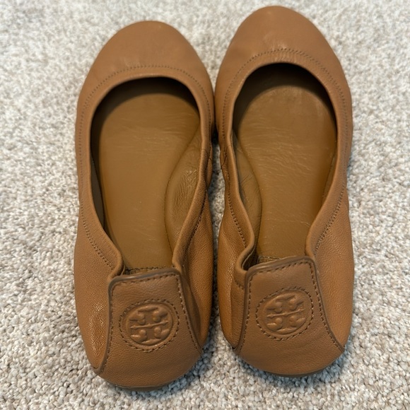Tory Burch Women’s Tan Brown Leather Ballet Flats - Picture 2 of 6